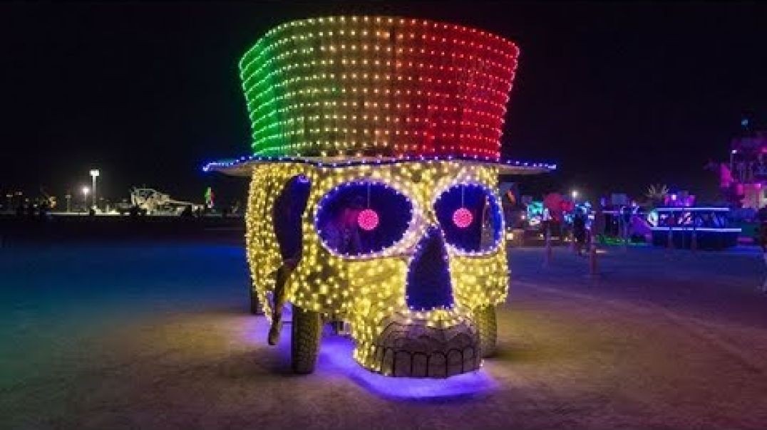 ⁣Burning Man - Night time Crazy